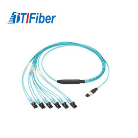 10 fiberoptischer Flecken führt des Gigabit-50/125 in mehreren Betriebsarten OM4 Kern-Pullover-Schnur der Frau-8
