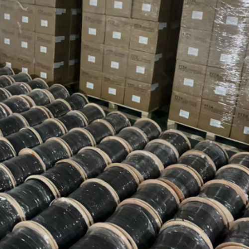 Fabrikversorgung Günstiger Preis OEM ODM FTTH GJYXFCH GJYXCH Glasfaser-Drop-Optikkabel LSZH-Mantel Dual Core